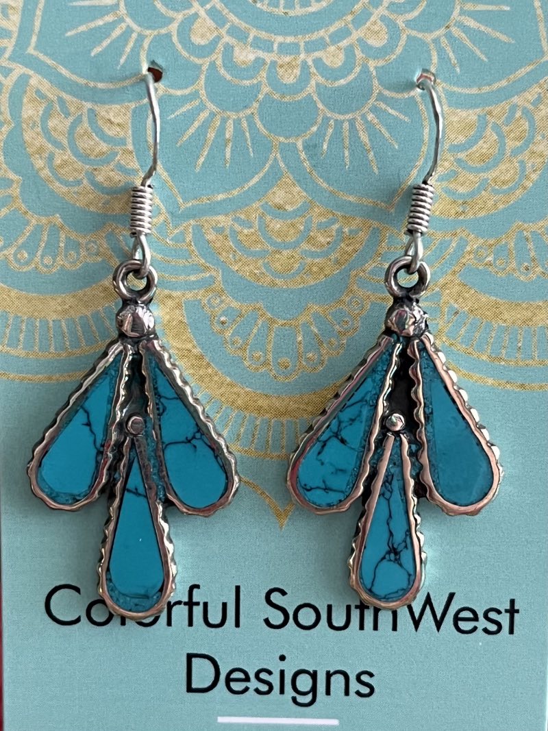 Turquoise leaf pattern earrings